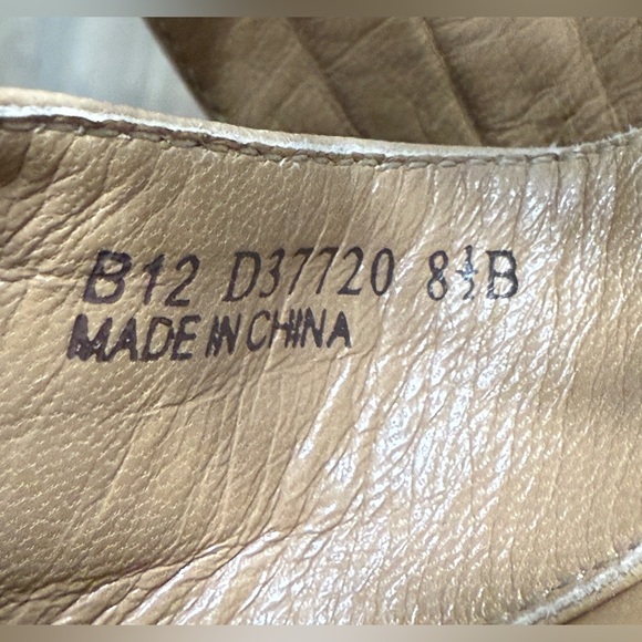 Cole Haan Women’s 8.5 M Tan Brown Leather Platform Wood Wedge Heel Sandals - EUC - Picture 4 of 7